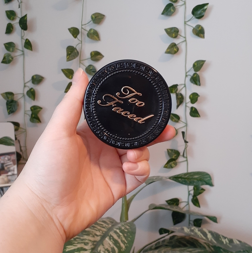 Too Faced Born This Way Powder Foundation in Seashell